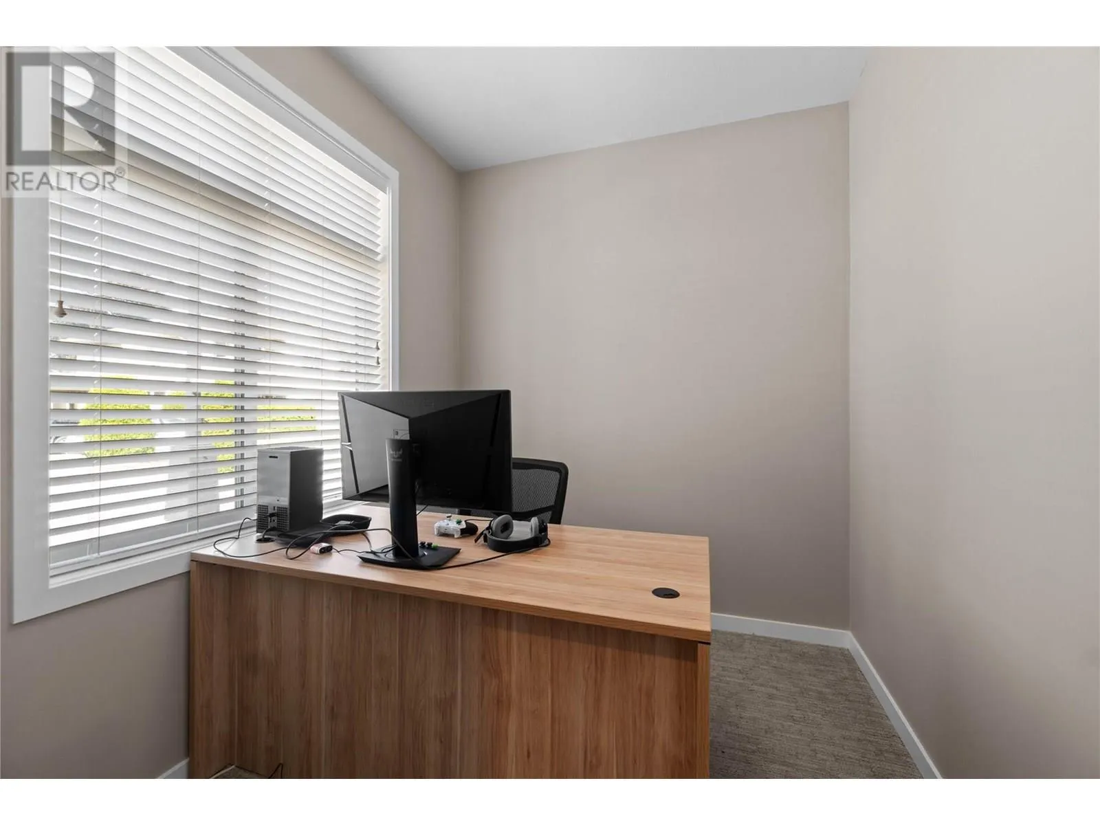151 Beatty Avenue NW Unit# 6