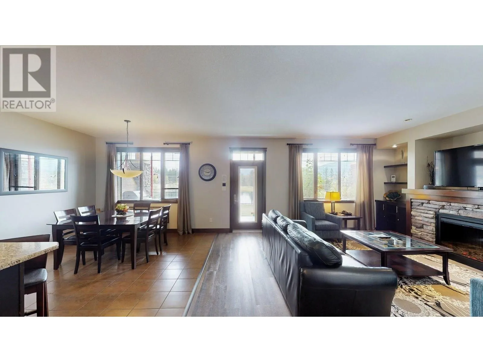 800 BIGHORN Boulevard Unit# 814 B