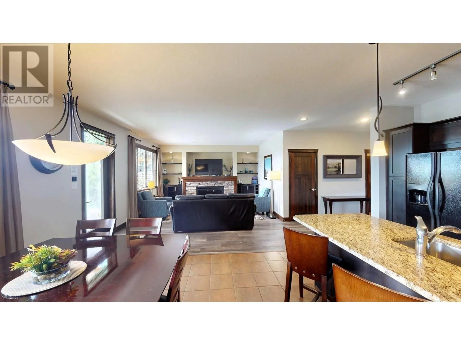 800 BIGHORN Boulevard Unit# 814 B