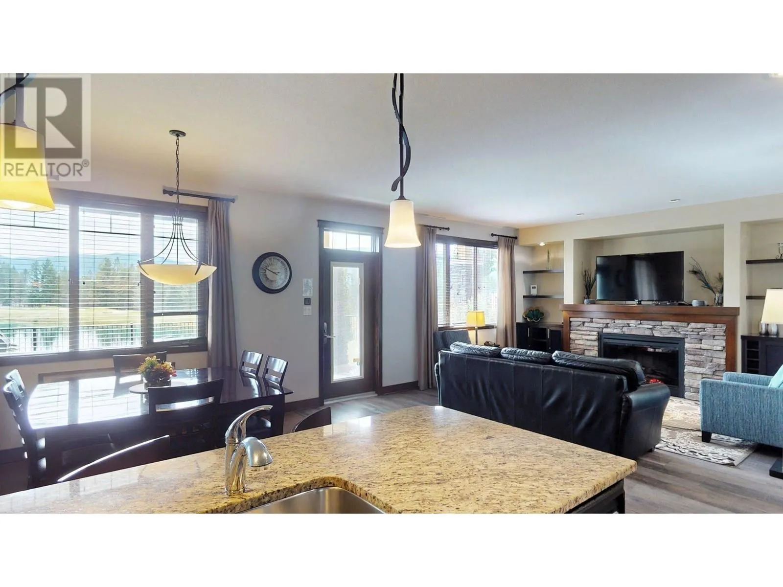 800 BIGHORN Boulevard Unit# 814 B