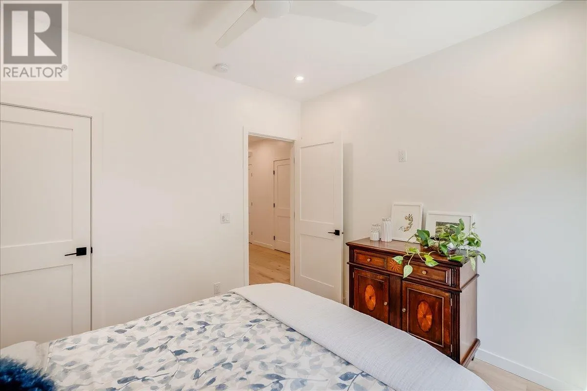 1004 Seventh Street