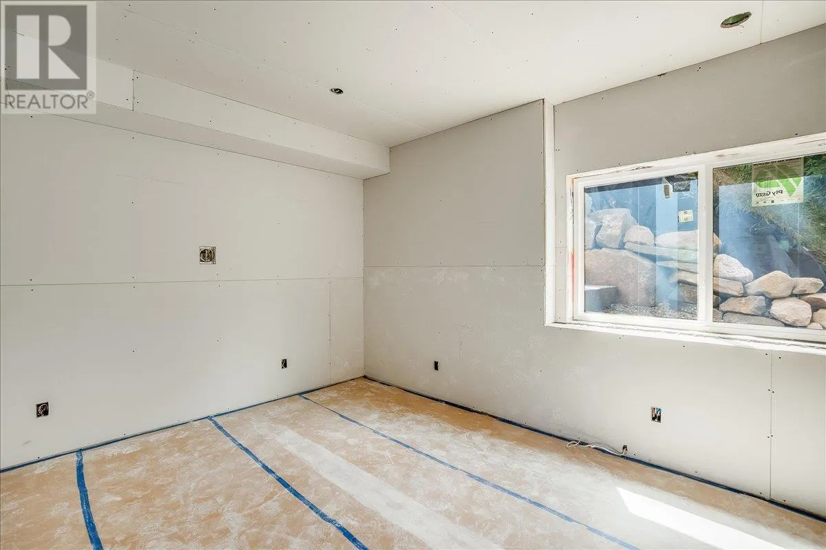 1004 Seventh Street