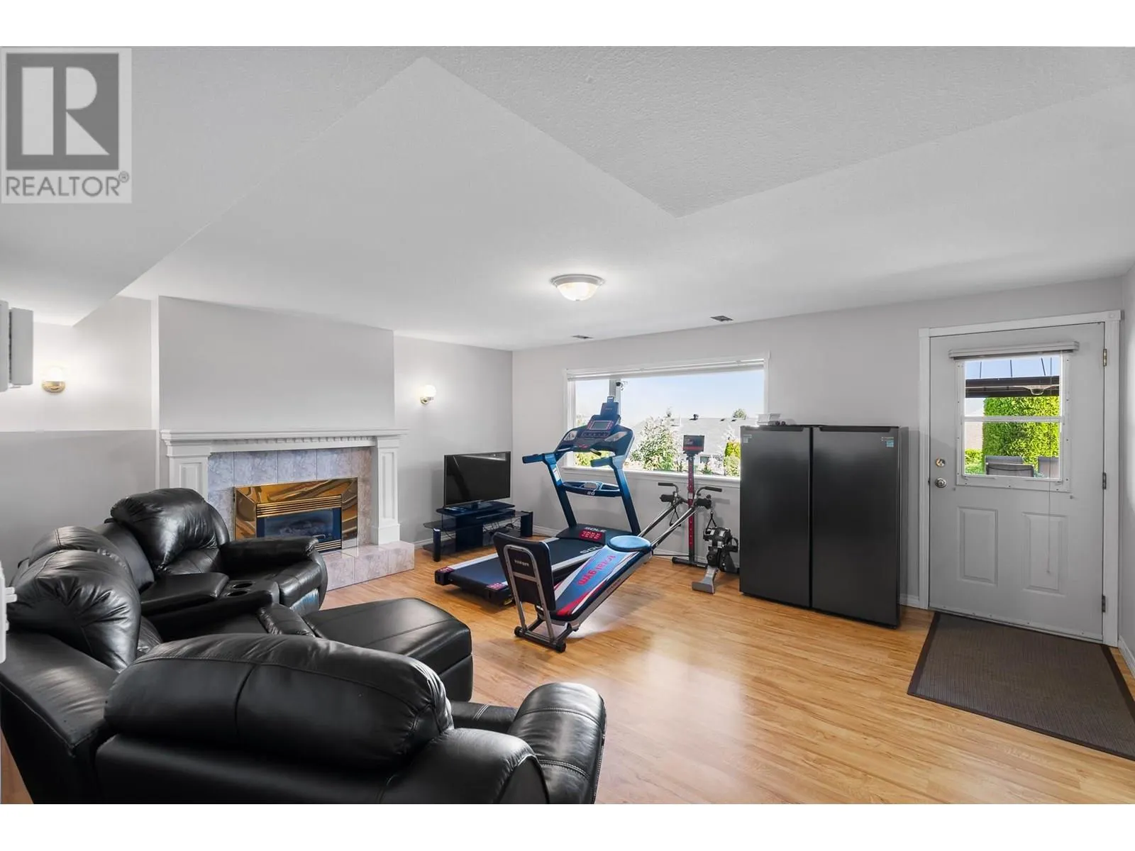 1801 2 Avenue SE