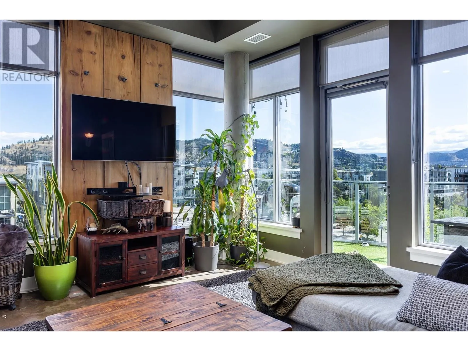 1329 Ellis Street Unit# 505