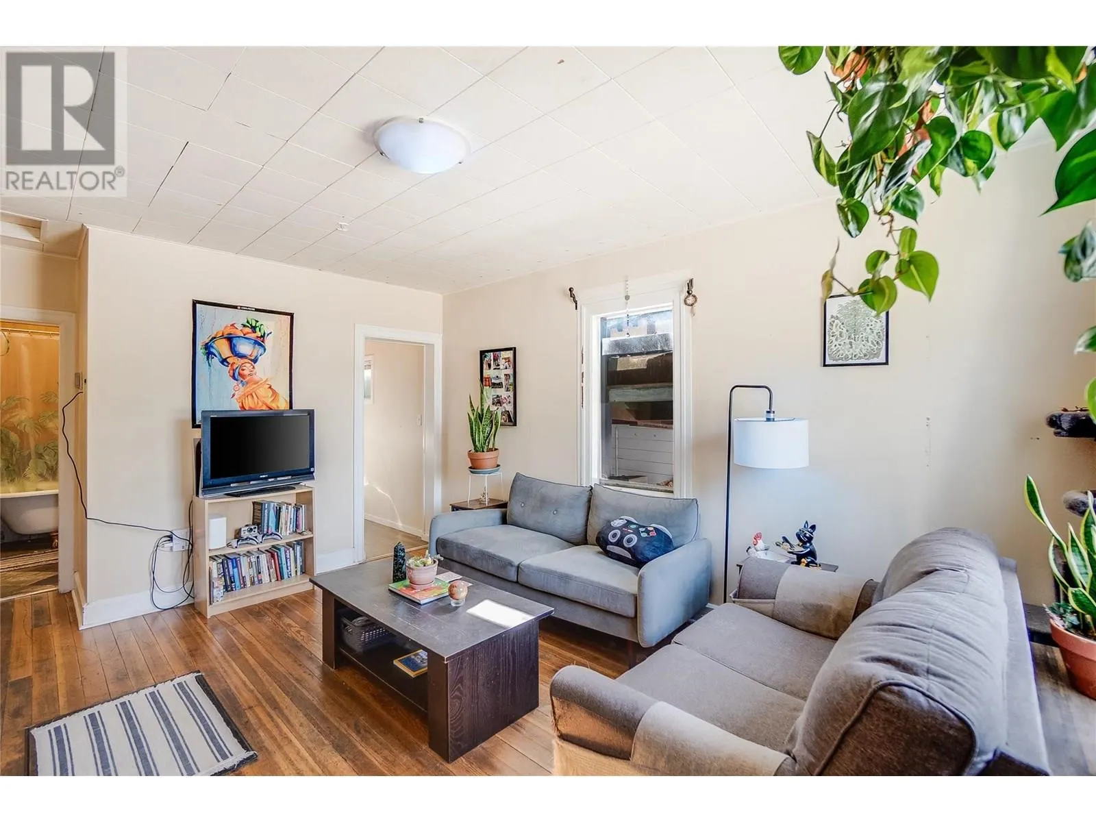 1216 1st Street