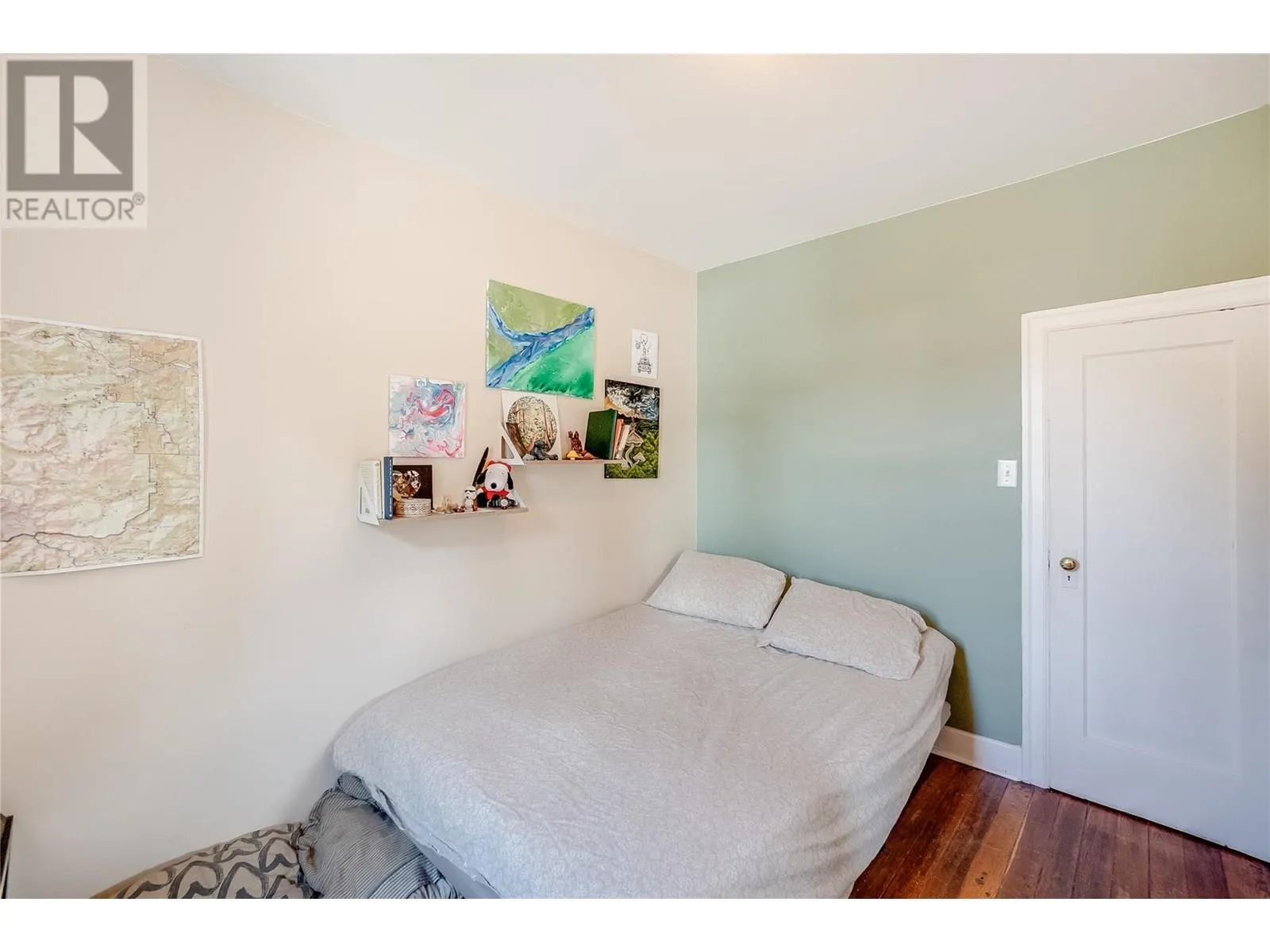1216 1st Street