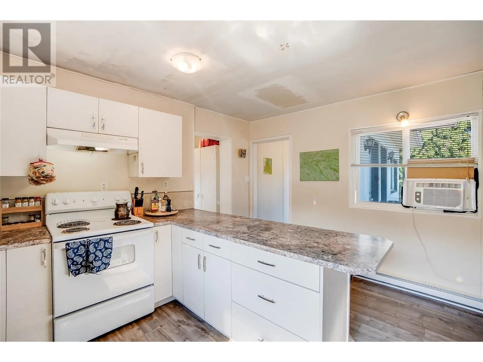 1216 1st Street
