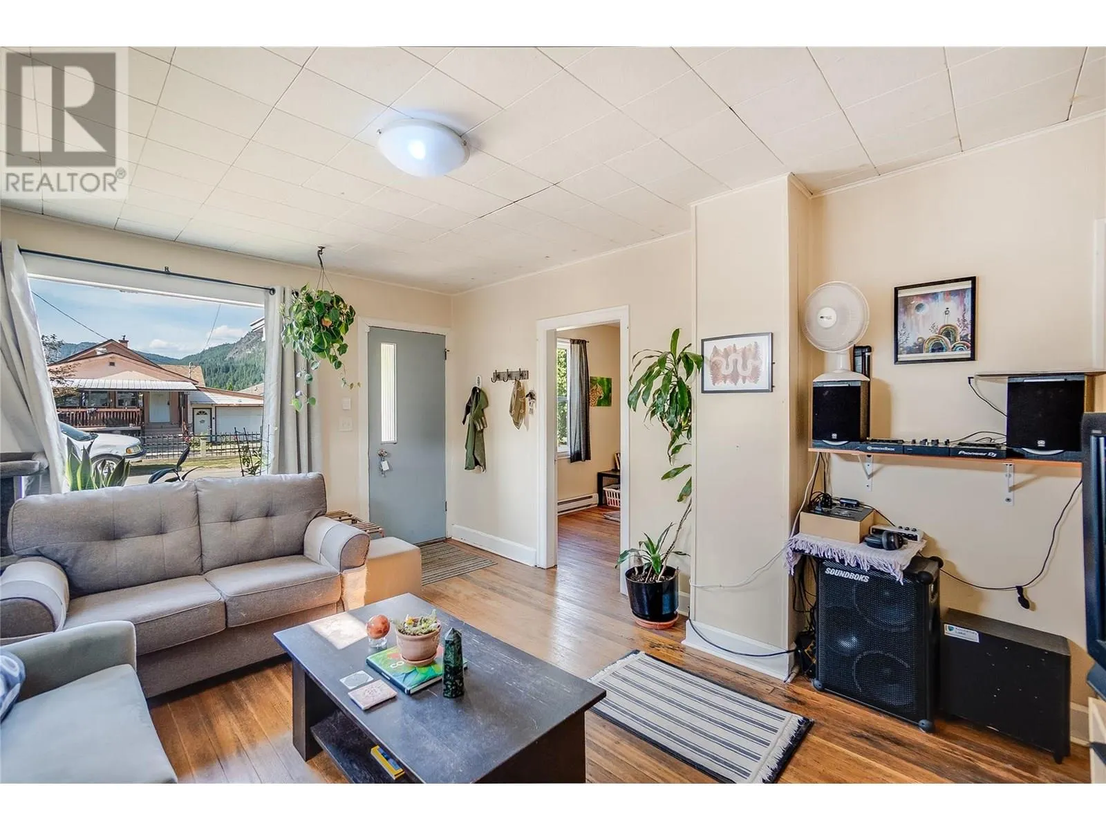 1216 1st Street