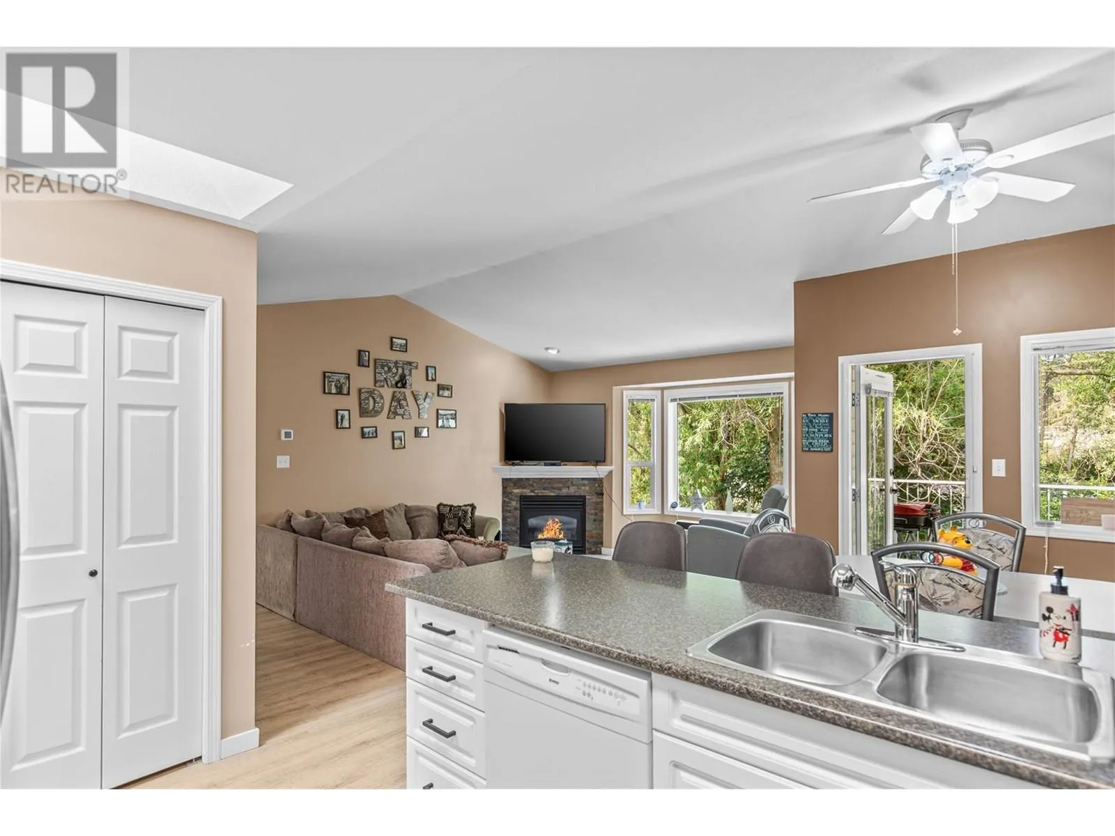 602 Browne Road Unit# 12