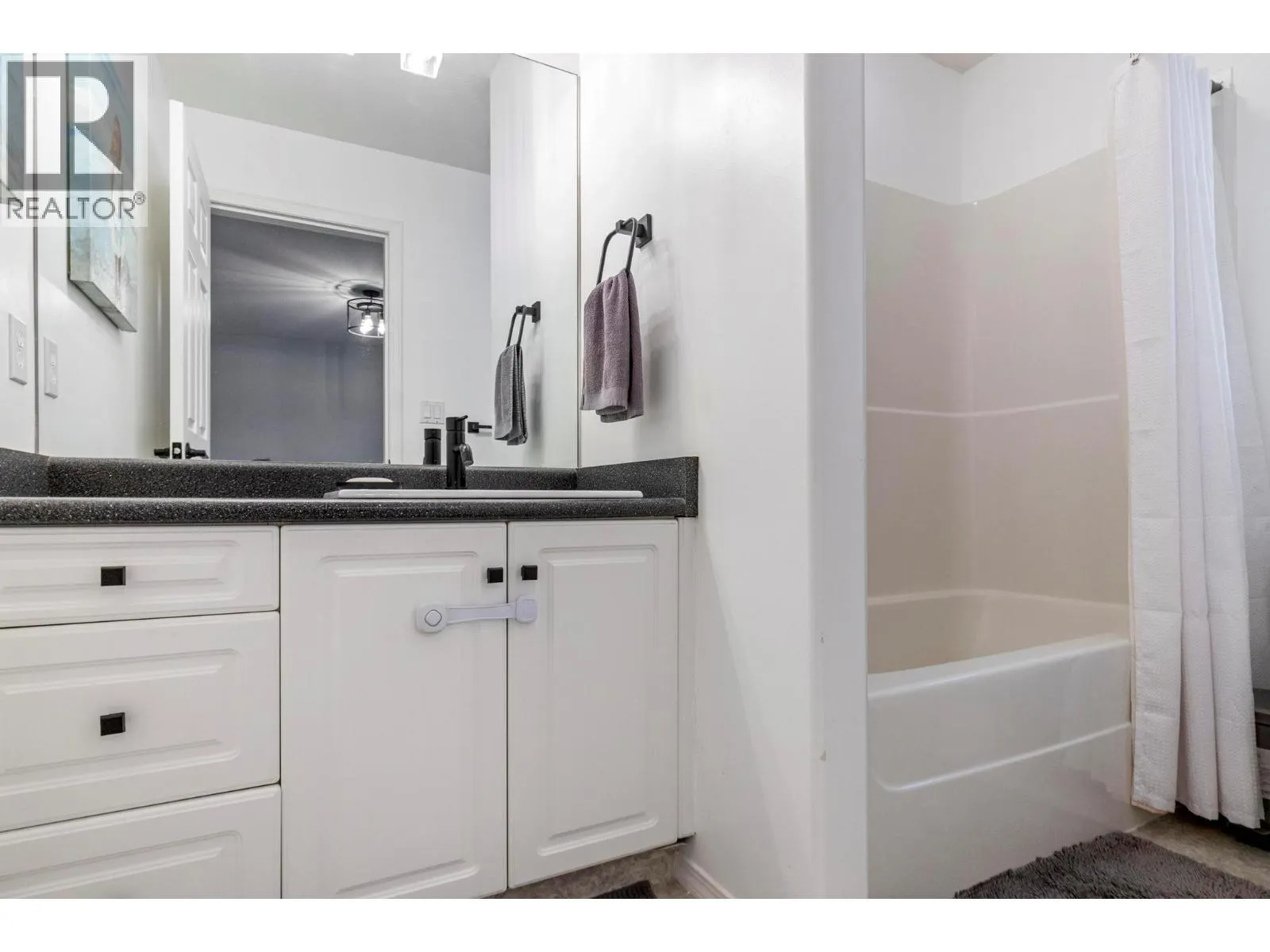 2475 Asquith Court