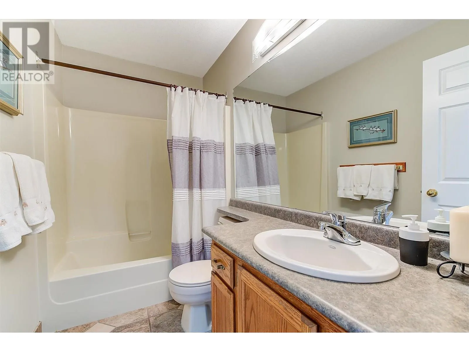 1530 Kelglen Crescent Unit# 23