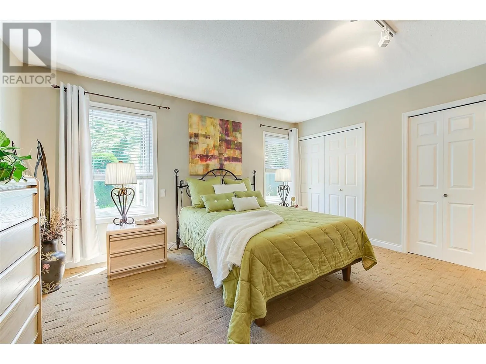 1530 Kelglen Crescent Unit# 23