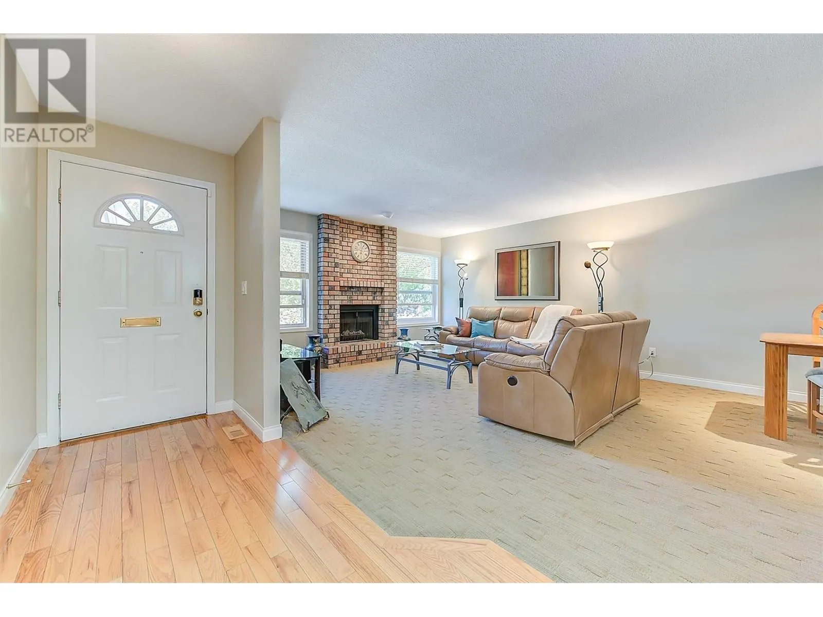 1530 Kelglen Crescent Unit# 23