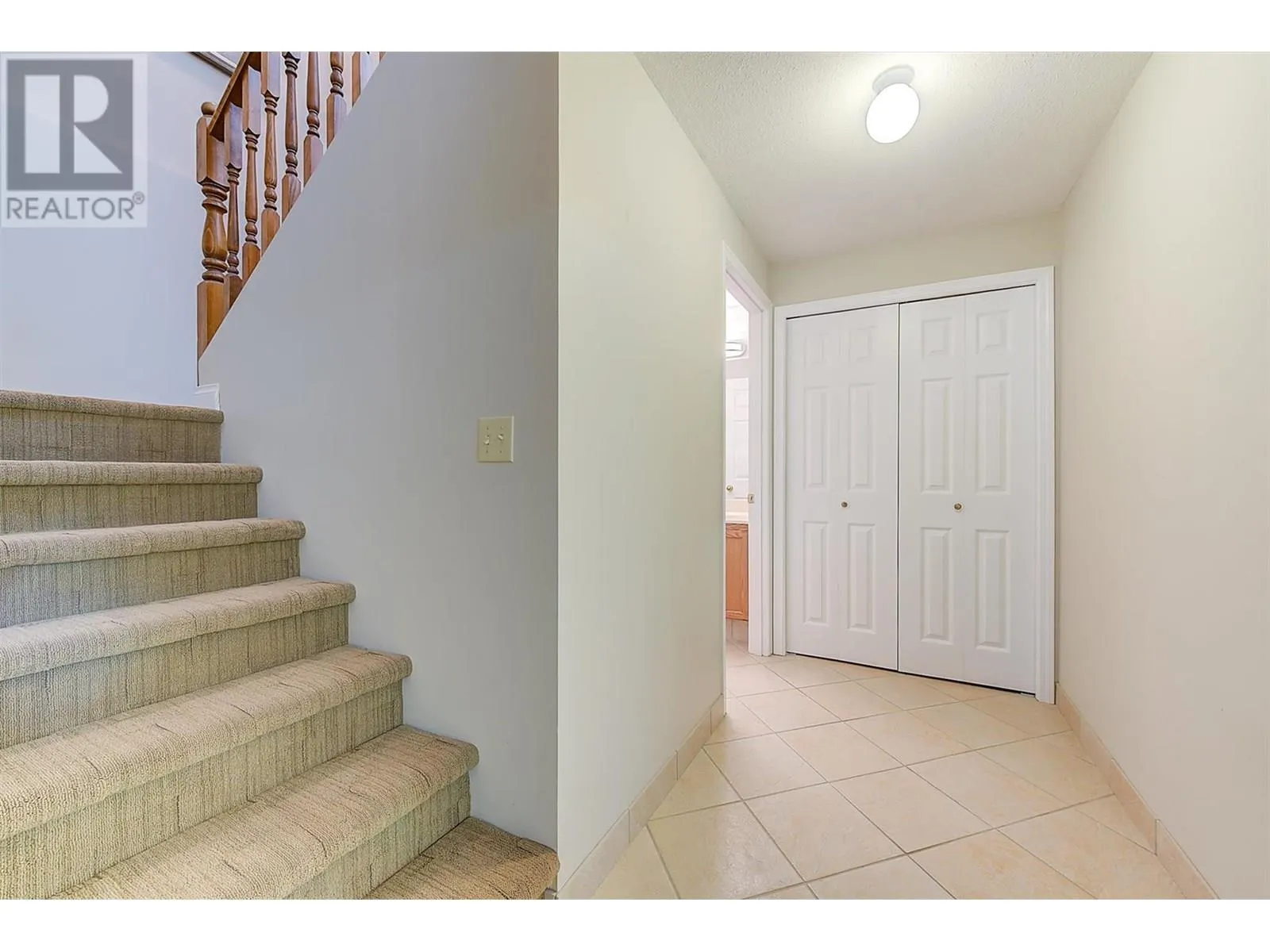 1530 Kelglen Crescent Unit# 23