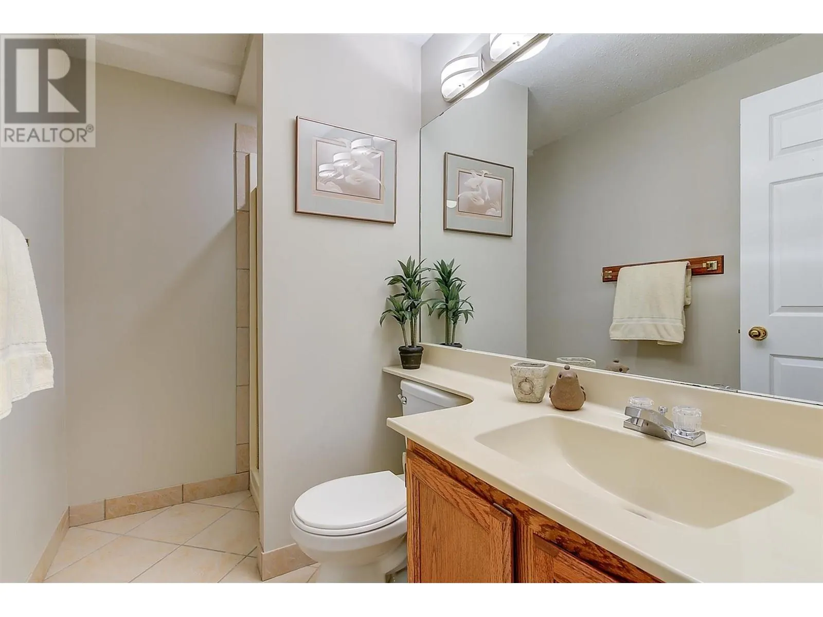1530 Kelglen Crescent Unit# 23