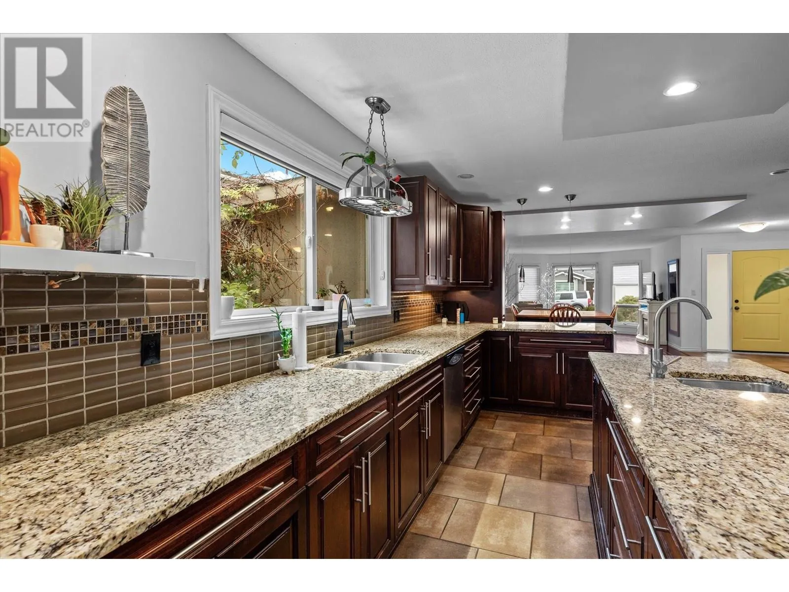 3430 Silverberry Road