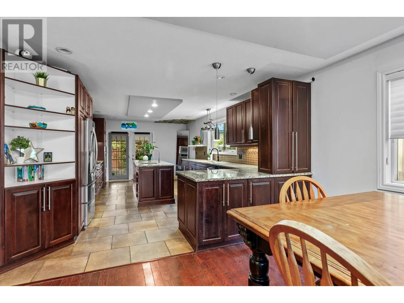 3430 Silverberry Road