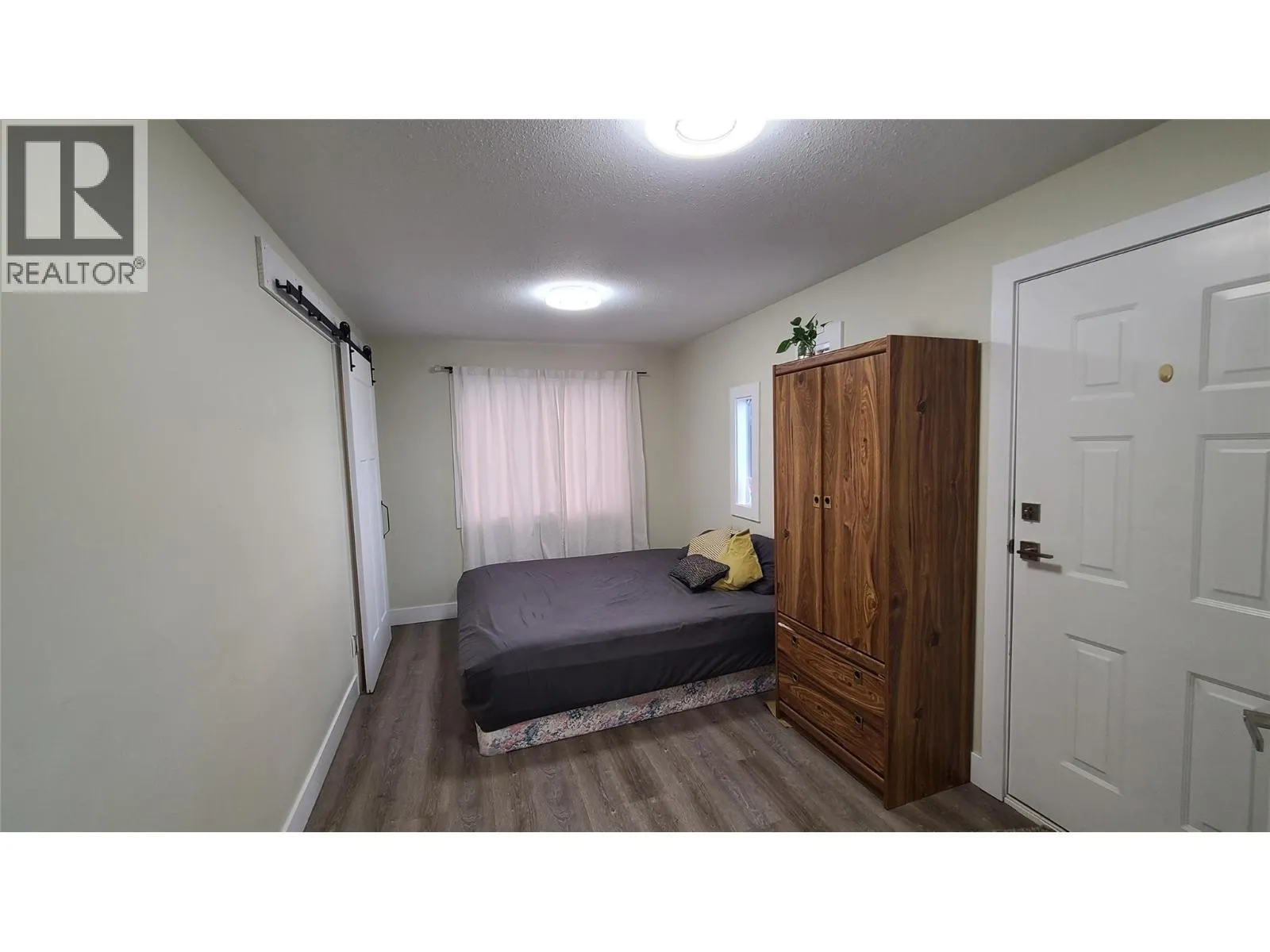 6488 WOLFCUB Place