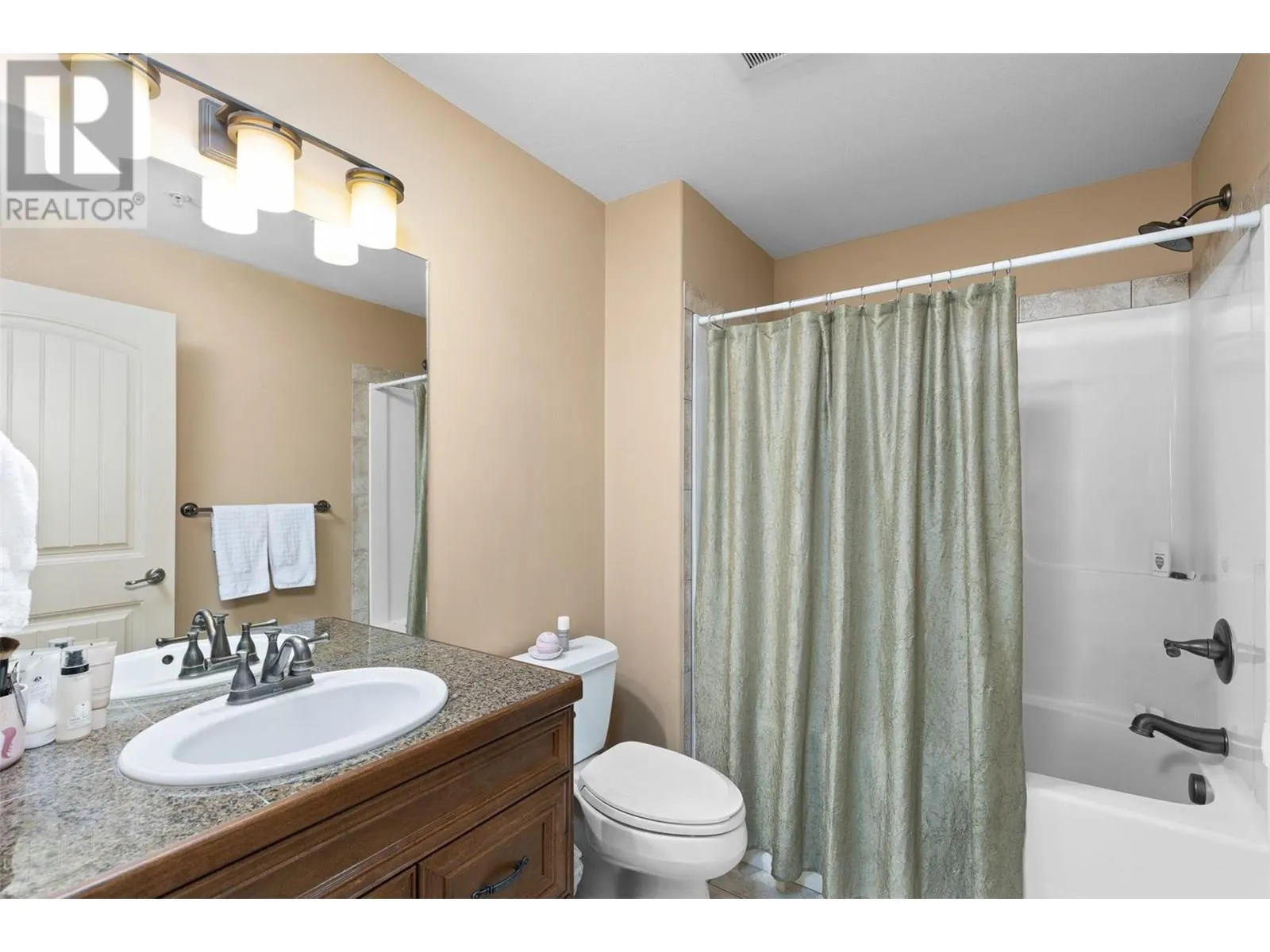 2780 AUBURN Road Unit# 106