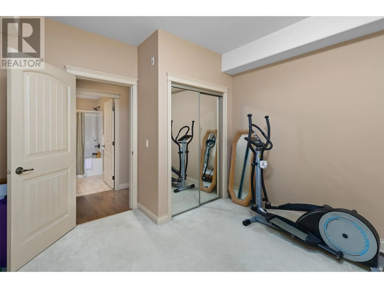 2780 AUBURN Road Unit# 106