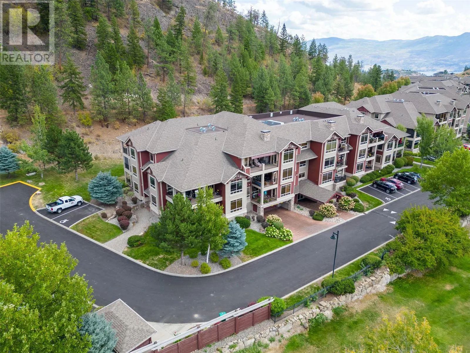 2780 AUBURN Road Unit# 106