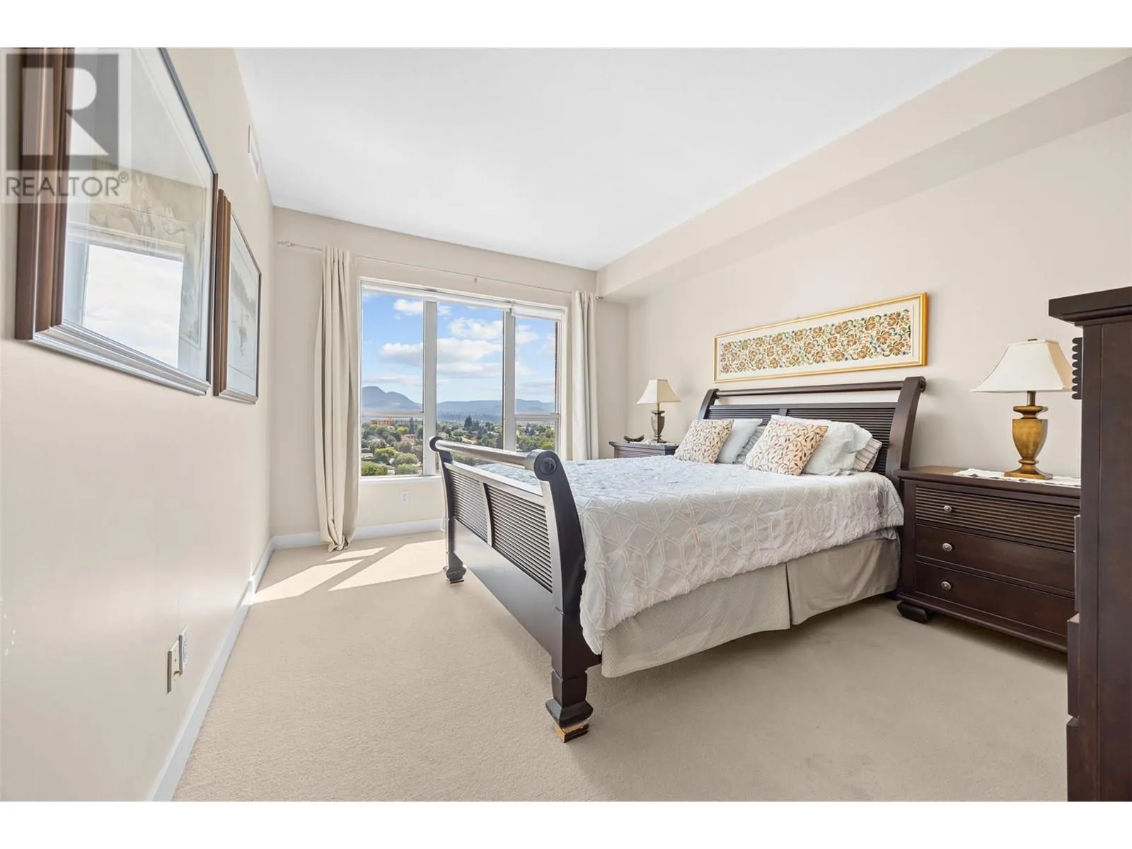 1160 Bernard Avenue Unit# 1102