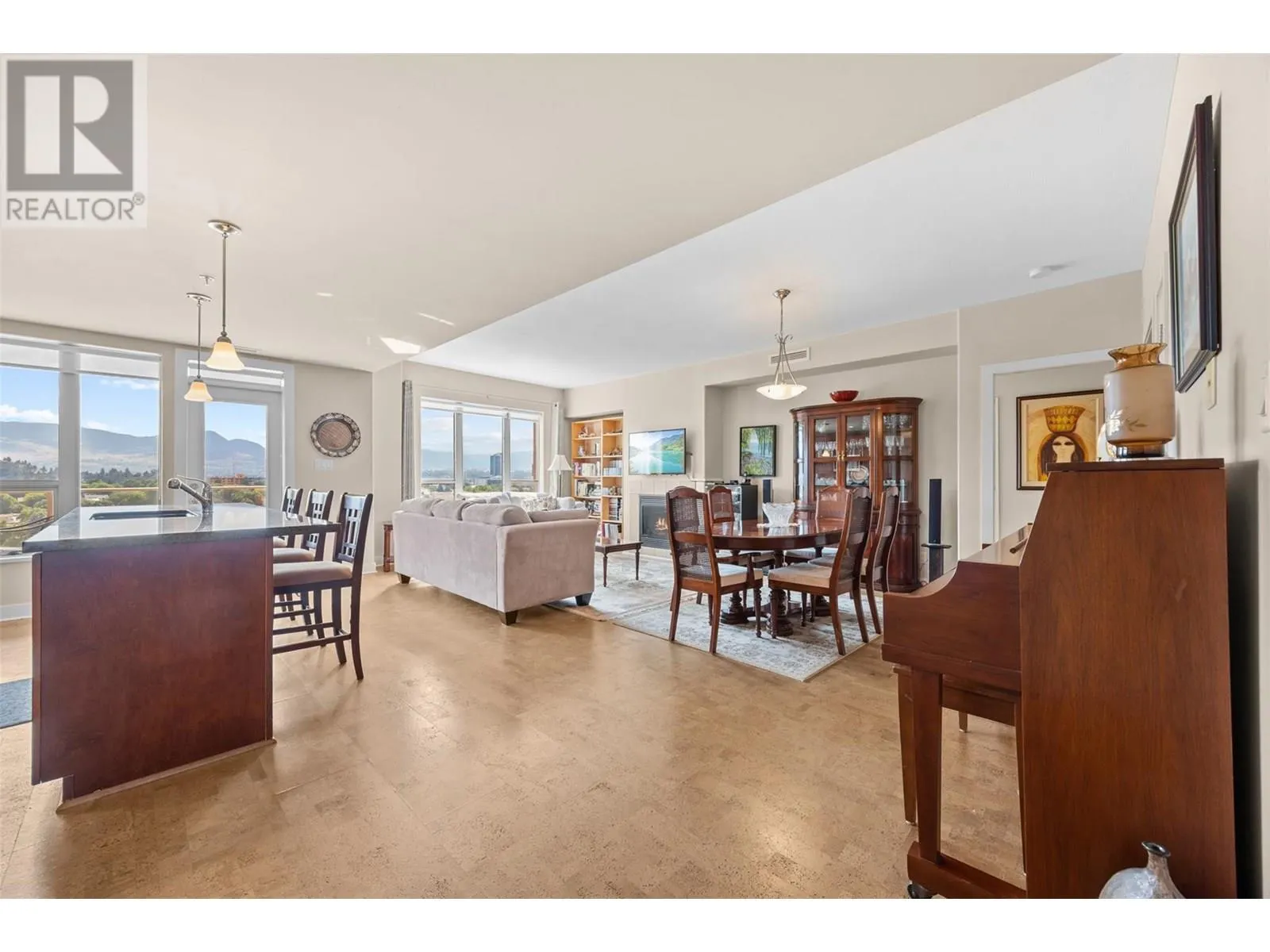 1160 Bernard Avenue Unit# 1102