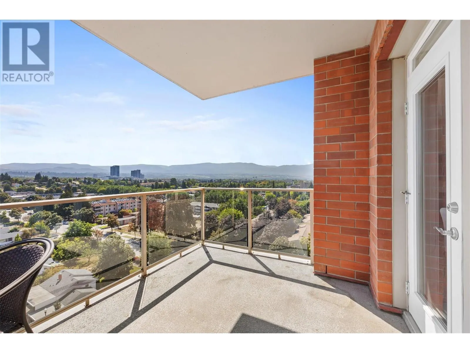 1160 Bernard Avenue Unit# 1102