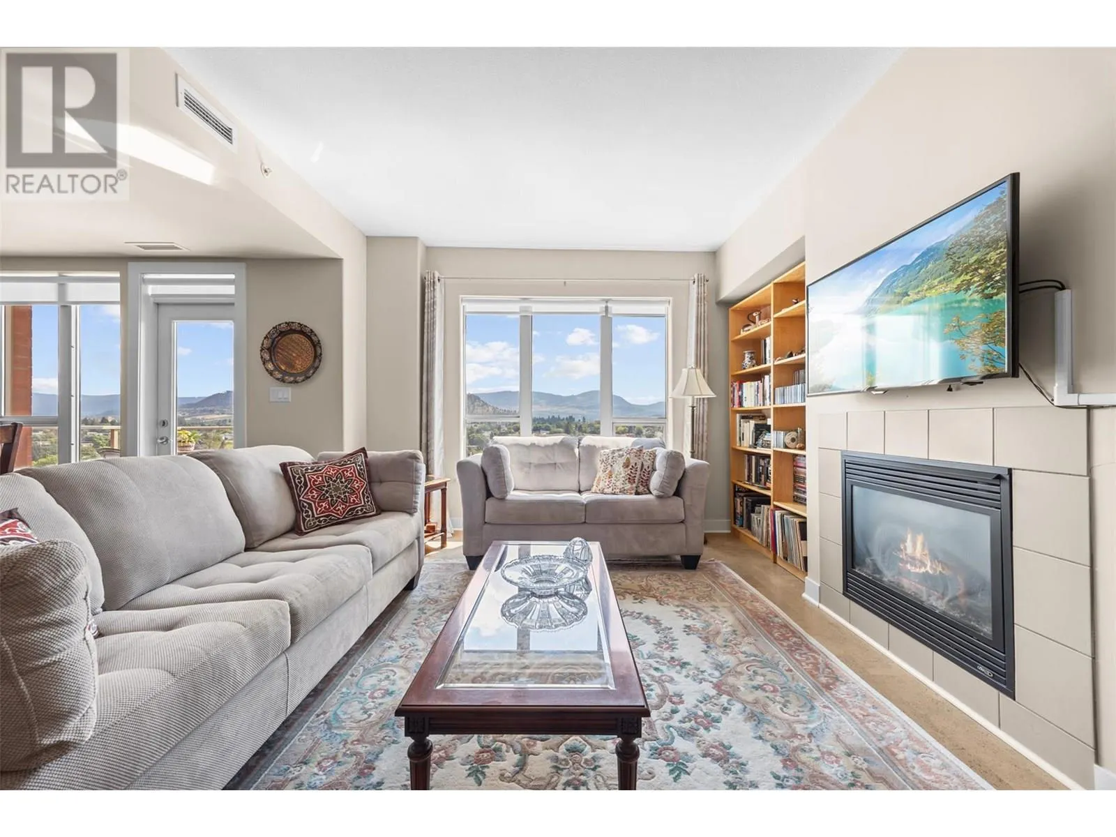 1160 Bernard Avenue Unit# 1102