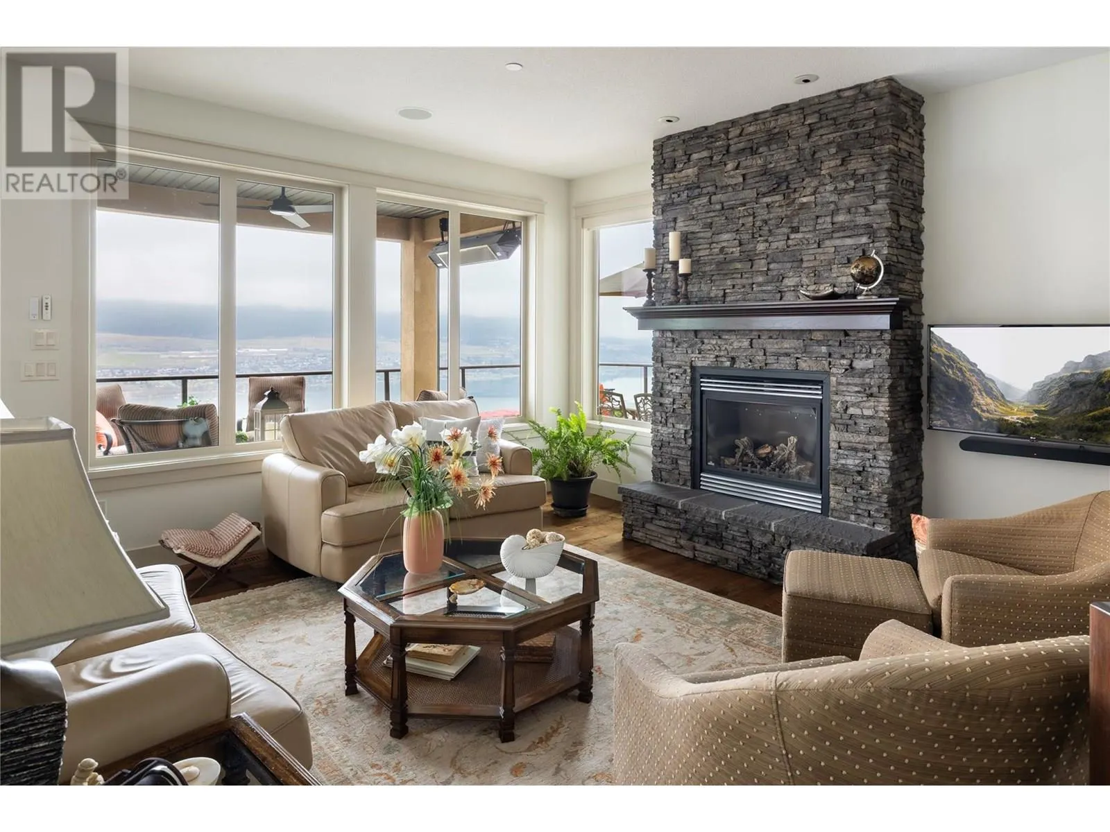 120 Vineyard Way