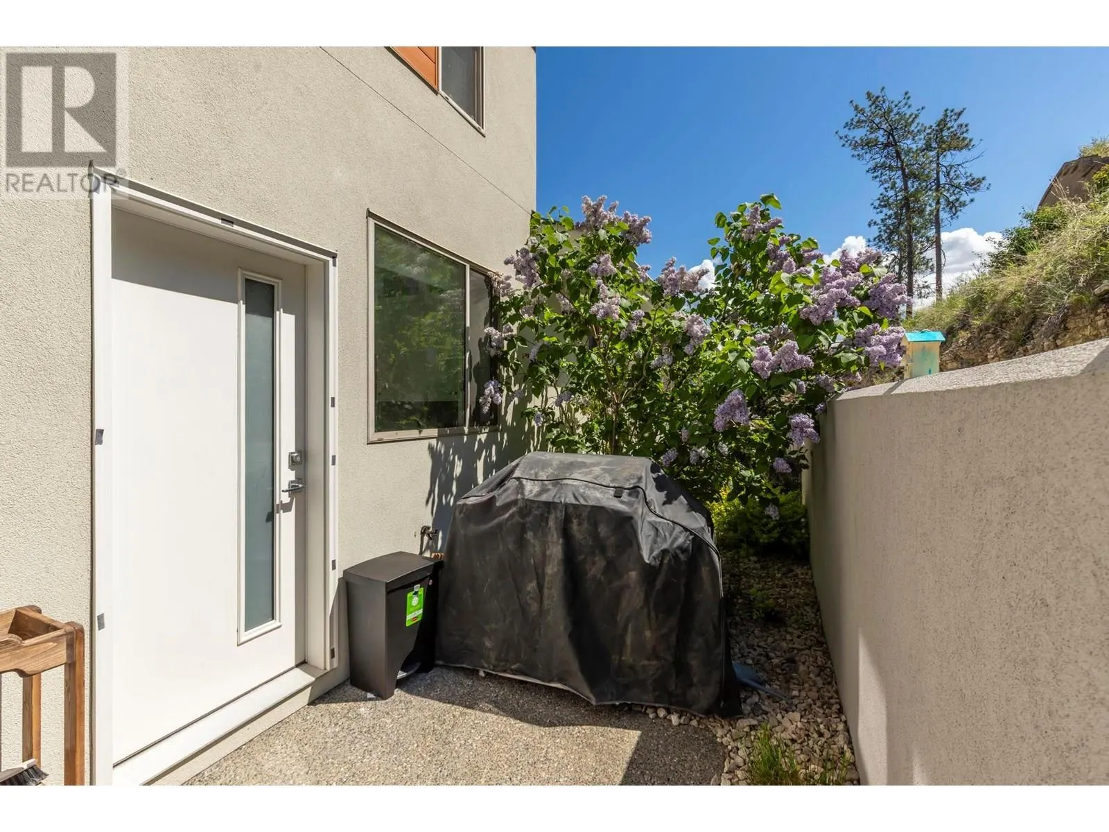 414 Dunbar Court