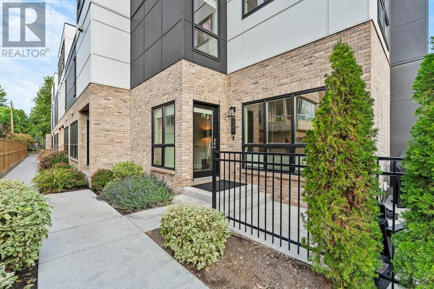 1308 Richter Street Unit# 107