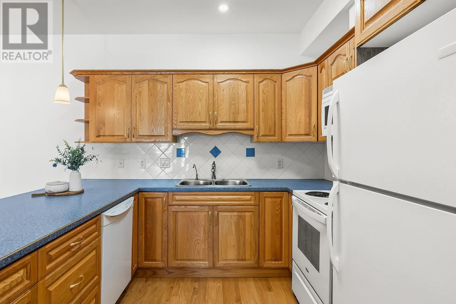 250 Hollywood Road S Unit# 406