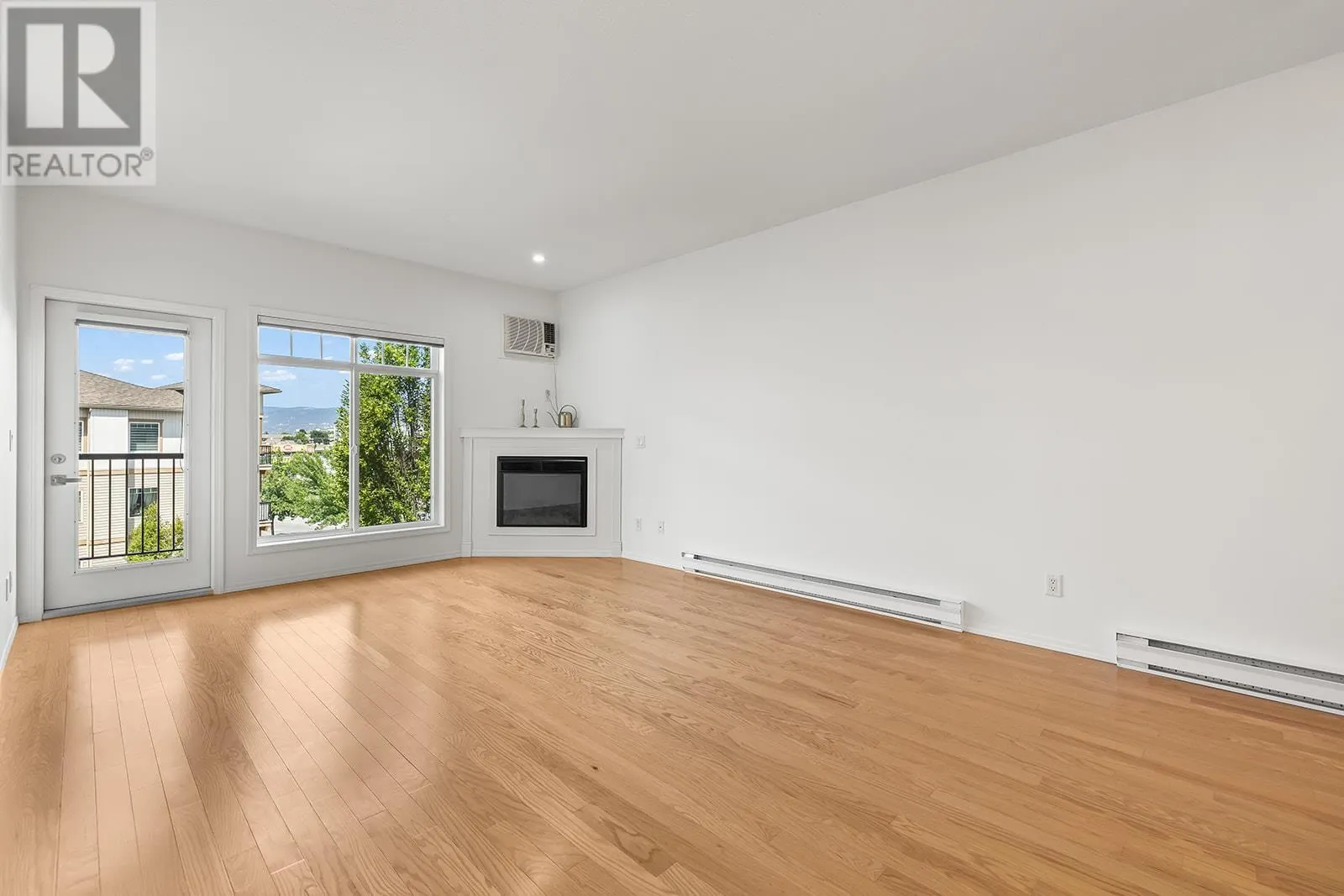 250 Hollywood Road S Unit# 406