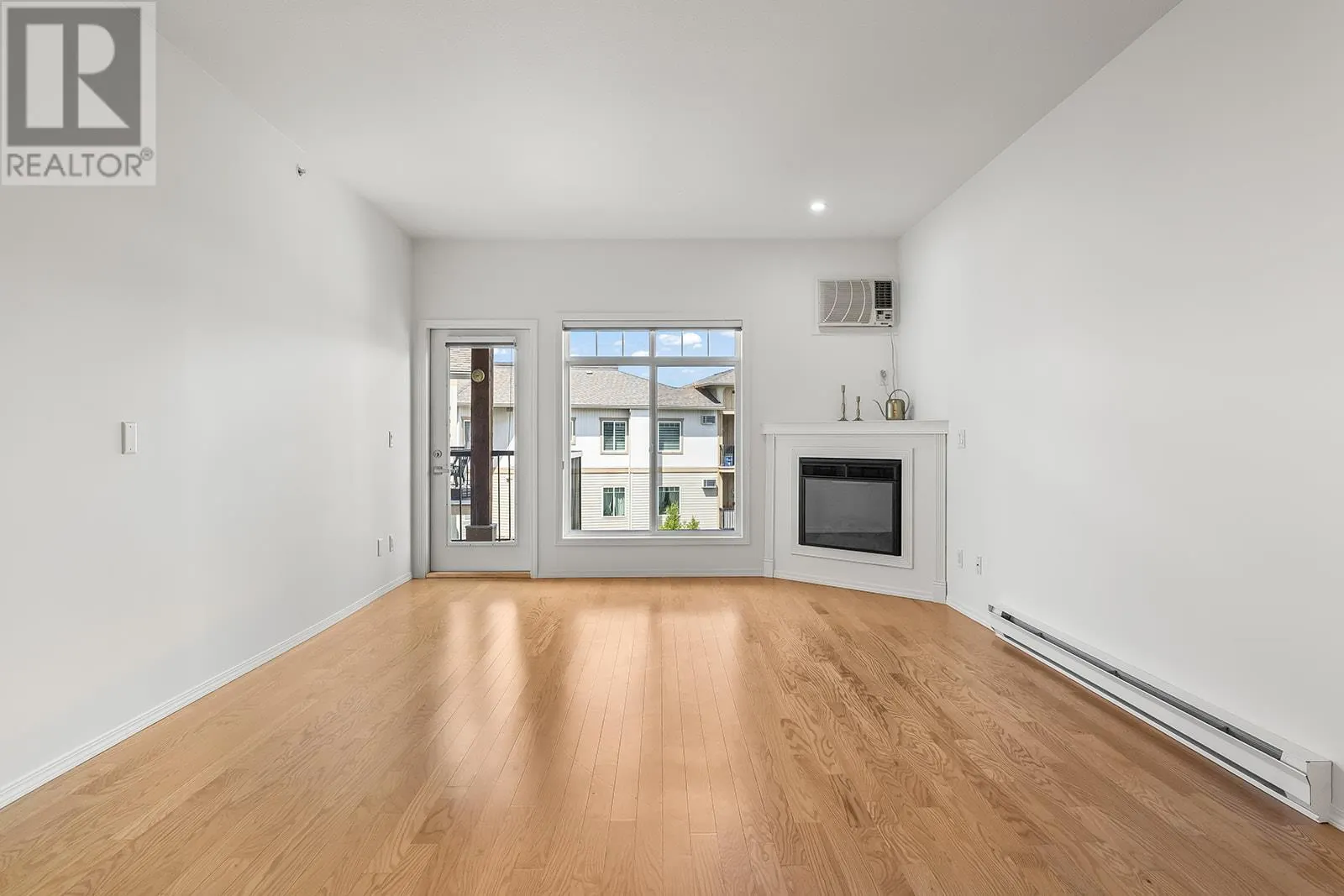 250 Hollywood Road S Unit# 406
