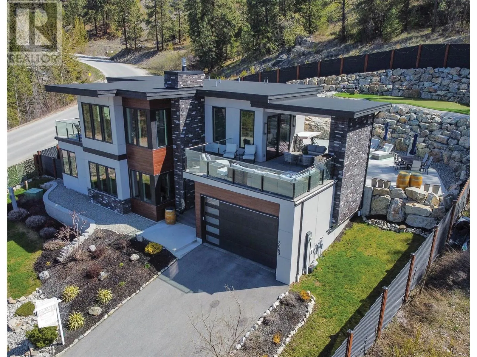 3060 Outlook Way