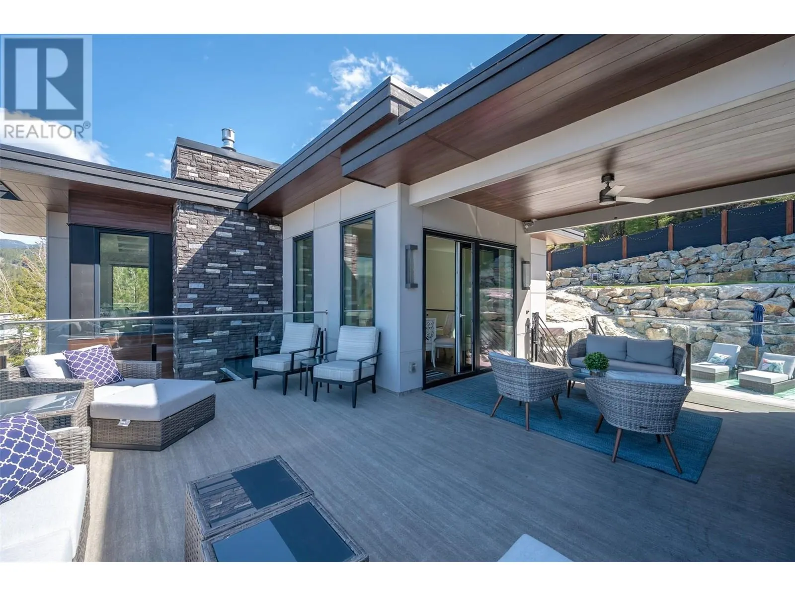 3060 Outlook Way