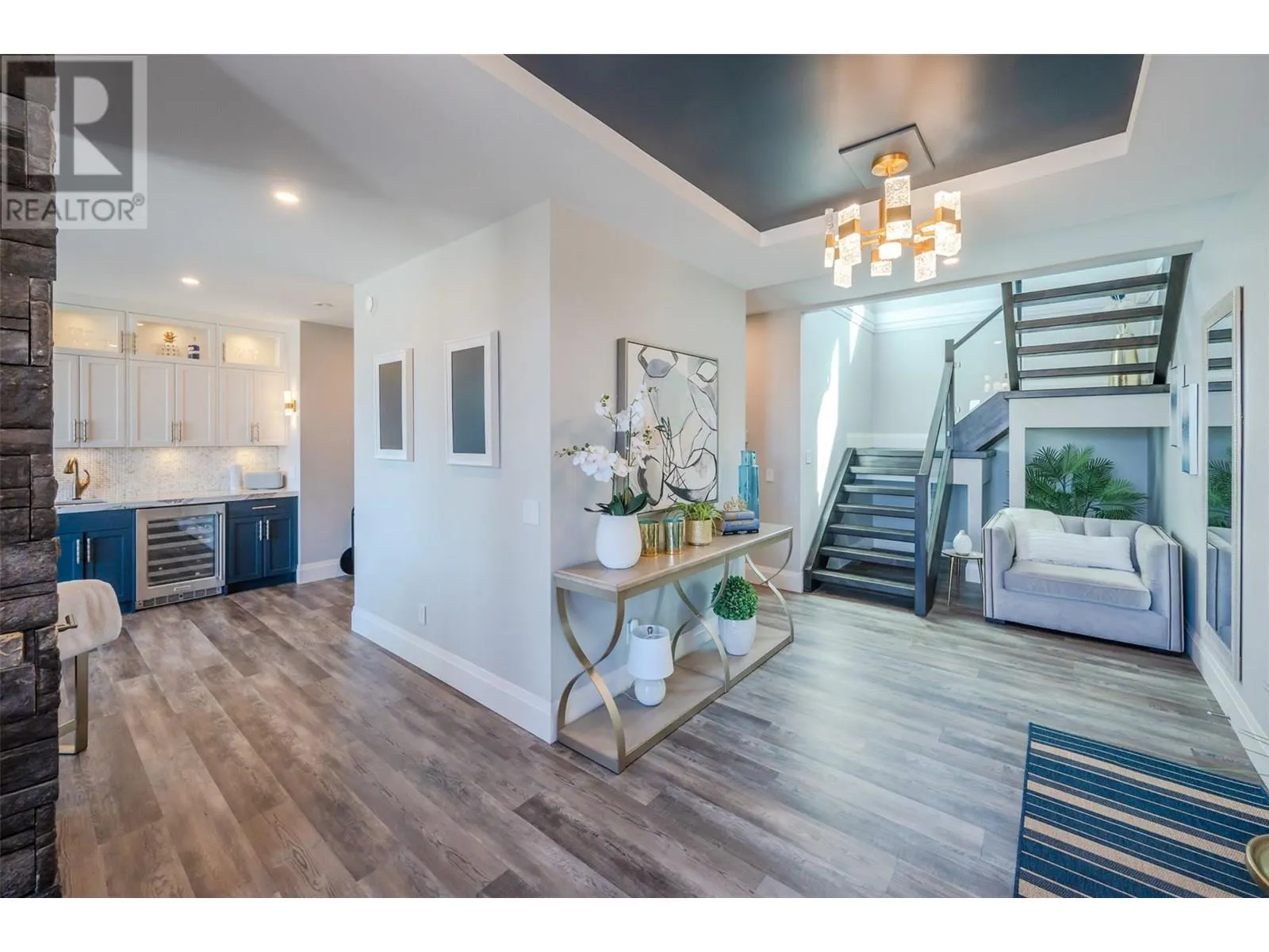 3060 Outlook Way
