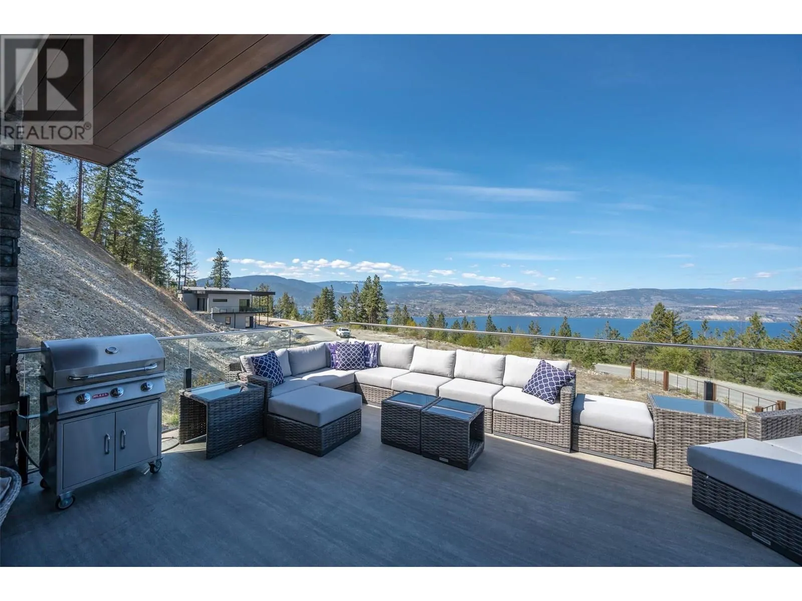 3060 Outlook Way