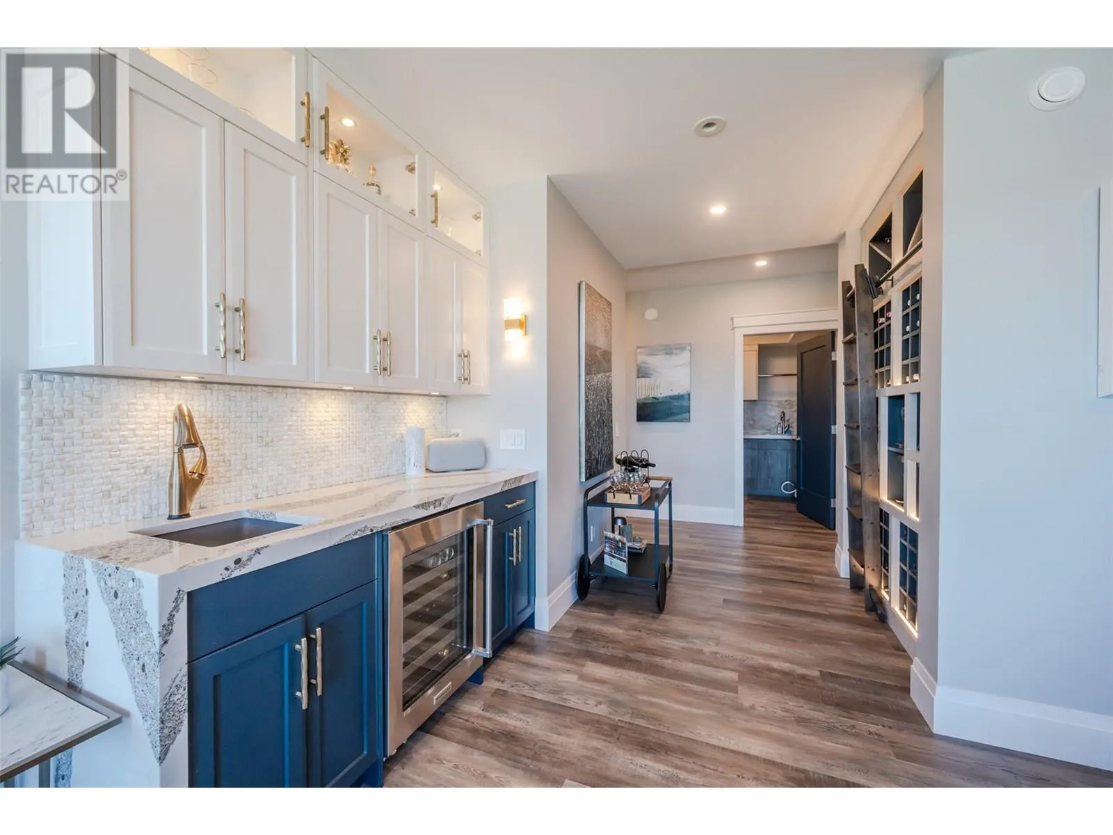 3060 Outlook Way