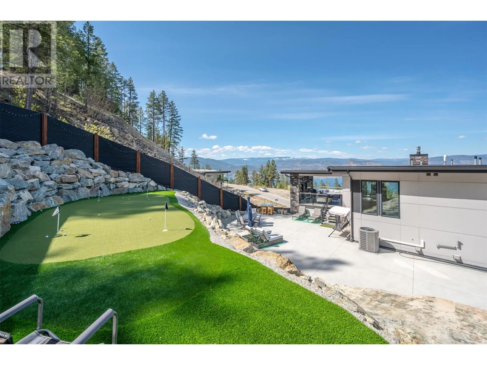 3060 Outlook Way