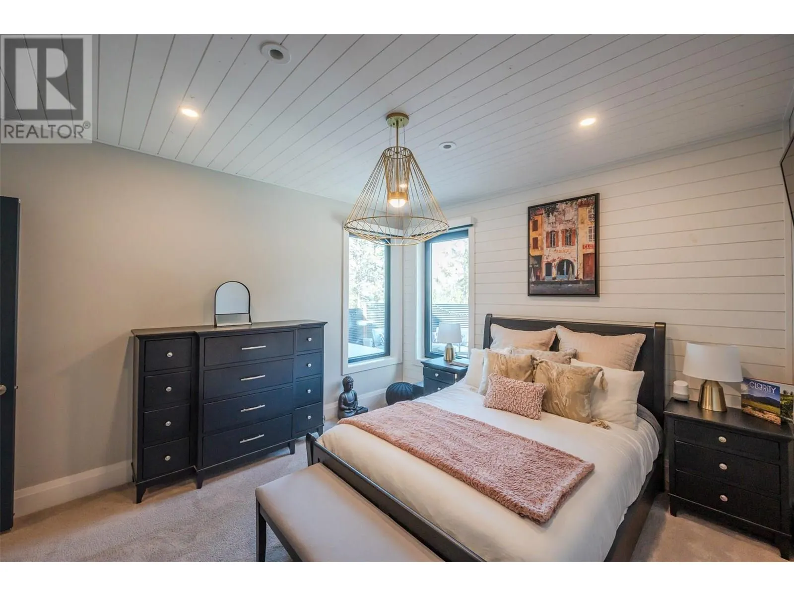 3060 Outlook Way