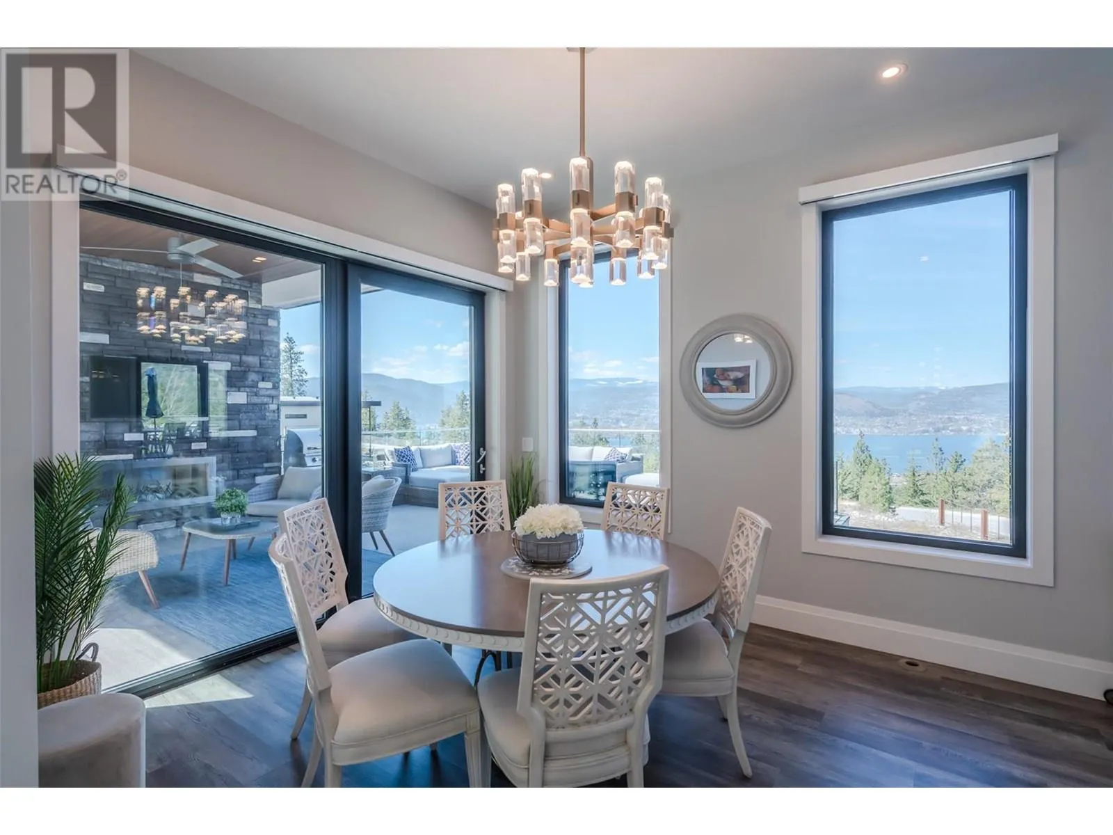 3060 Outlook Way