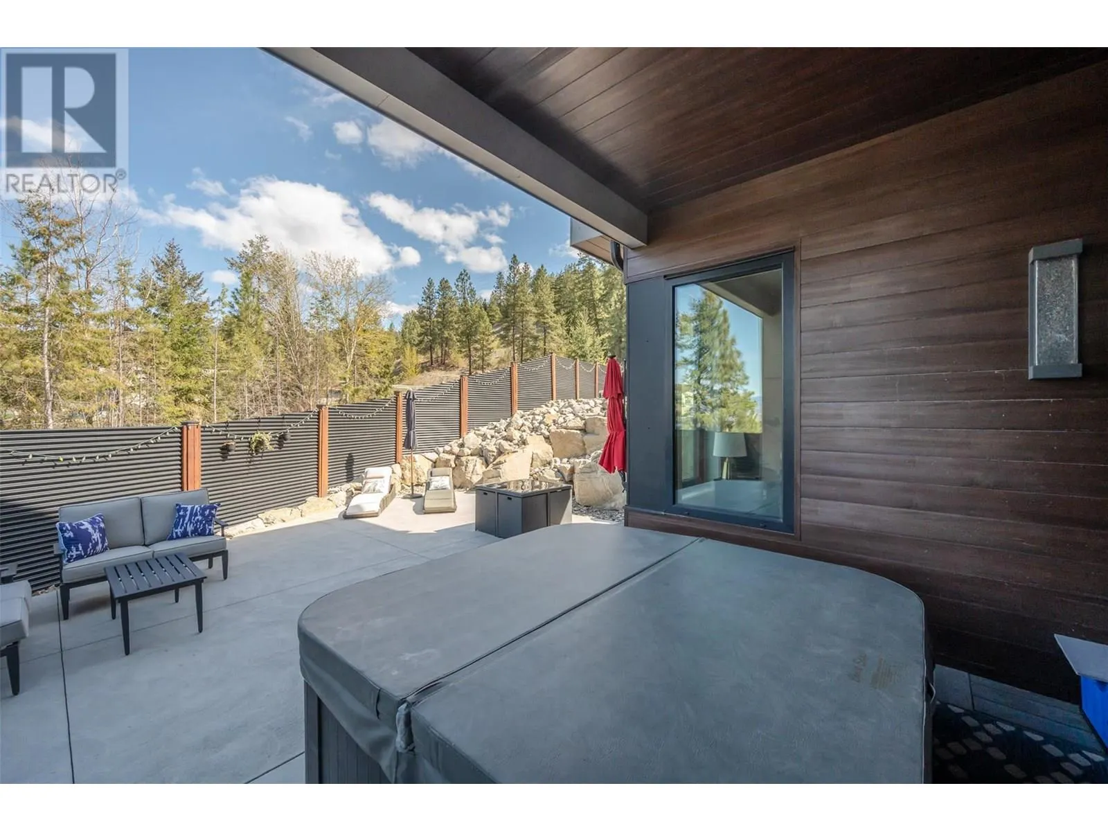 3060 Outlook Way