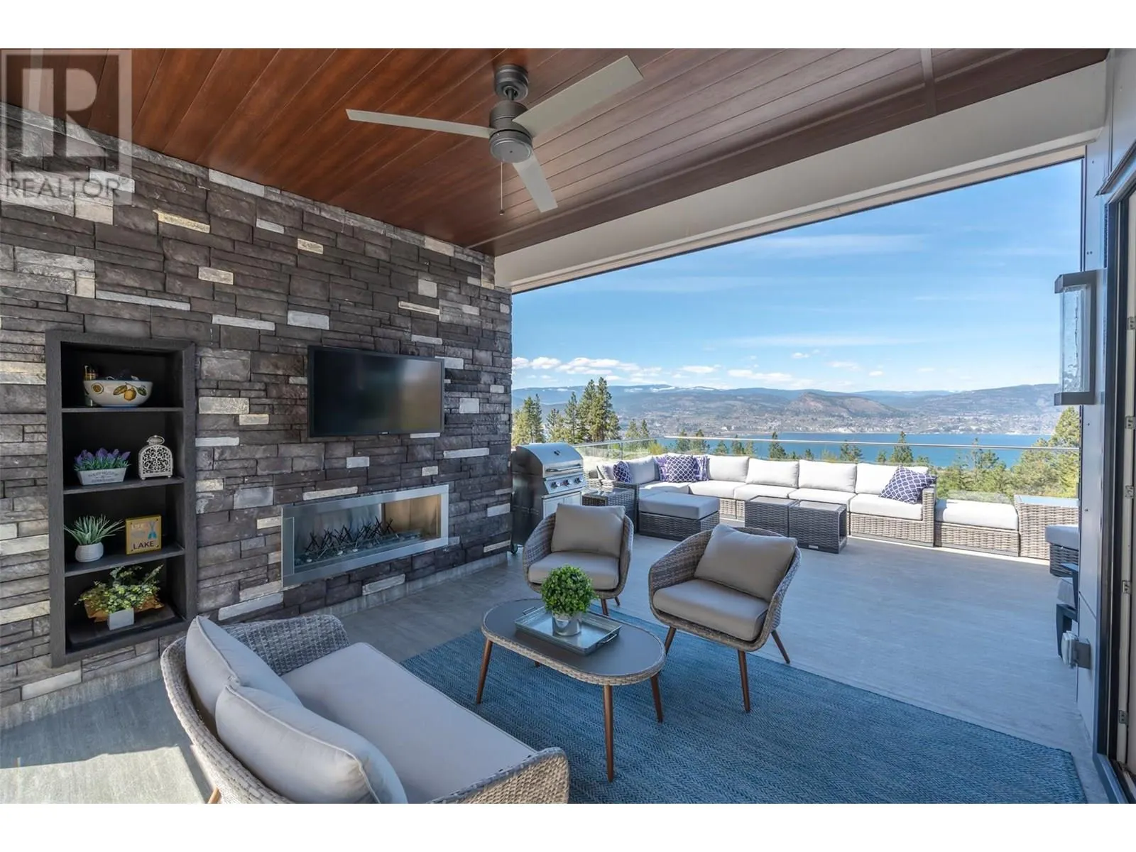 3060 Outlook Way