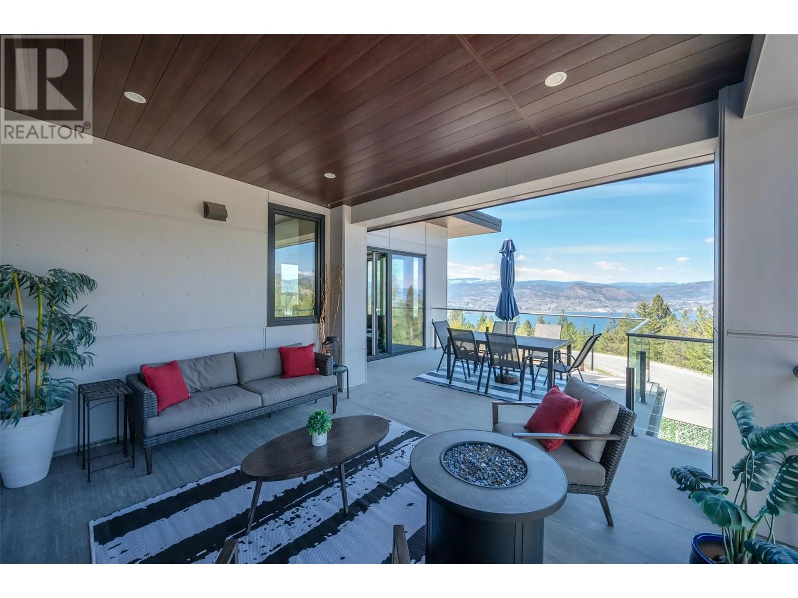 3060 Outlook Way