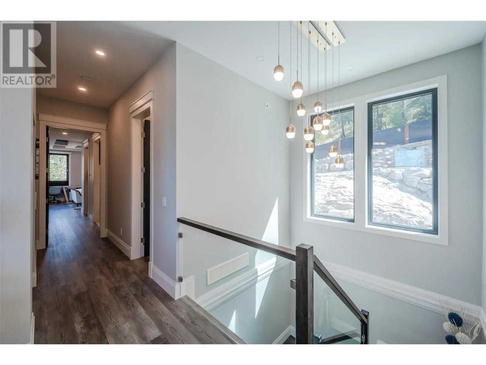 3060 Outlook Way