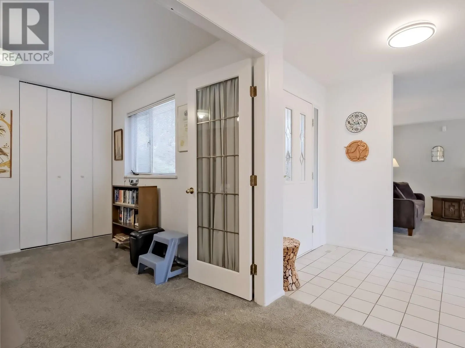 102 FORESTBROOK Place Unit# 101
