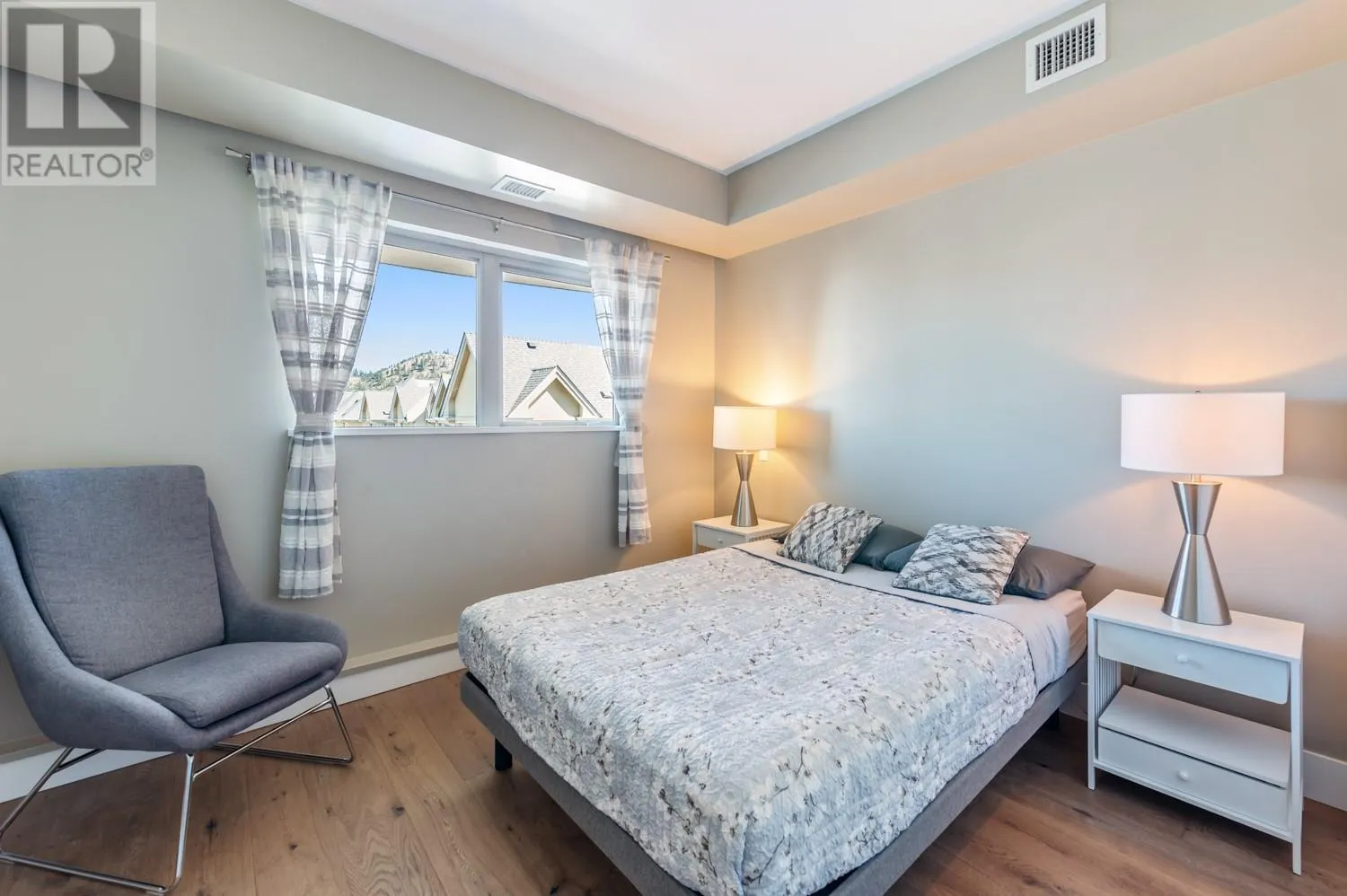 2040 Springfield Road Unit# 307