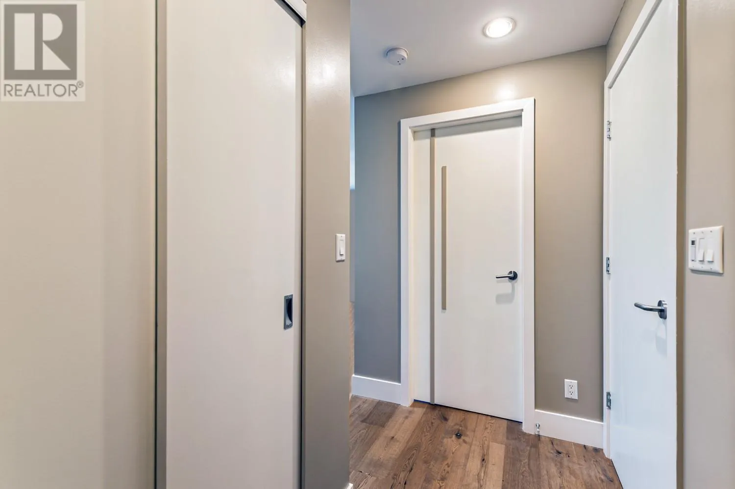 2040 Springfield Road Unit# 307